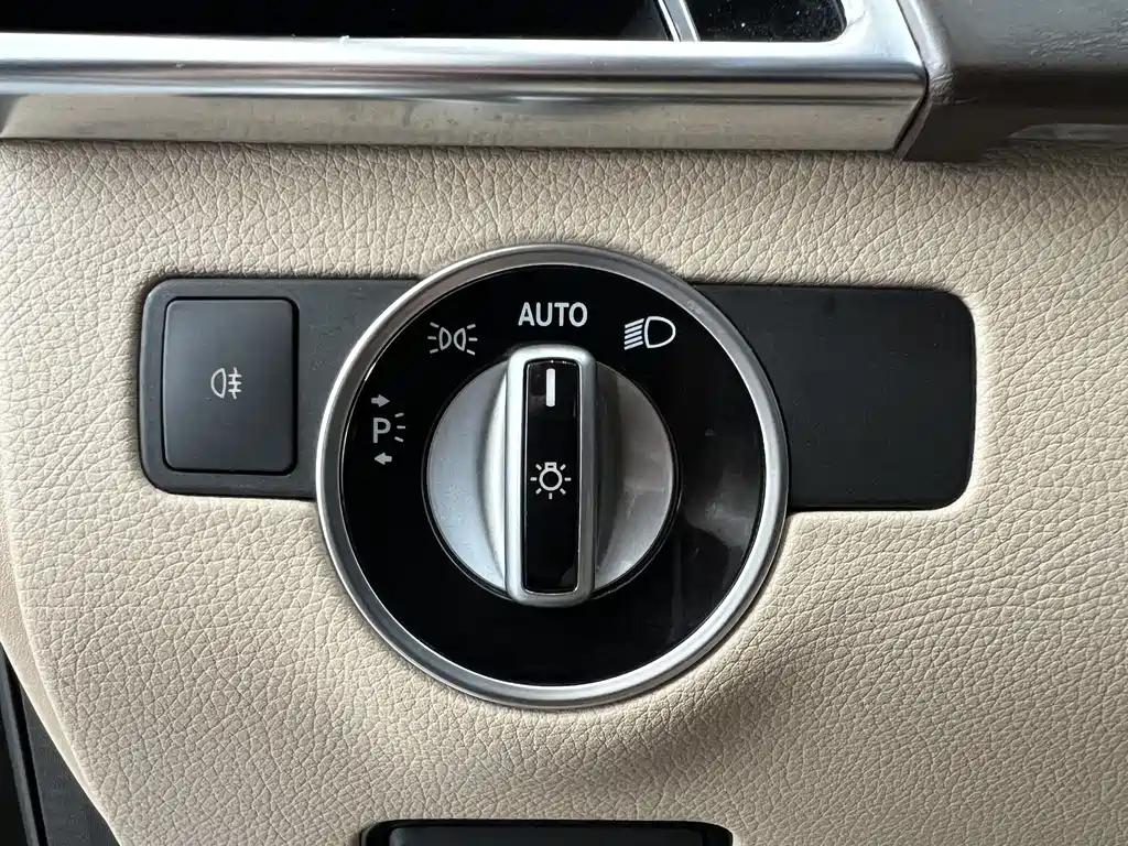 Mercedes-Benz GLE 2018 — фото 20