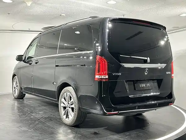 Mercedes-Benz V-Class 2021