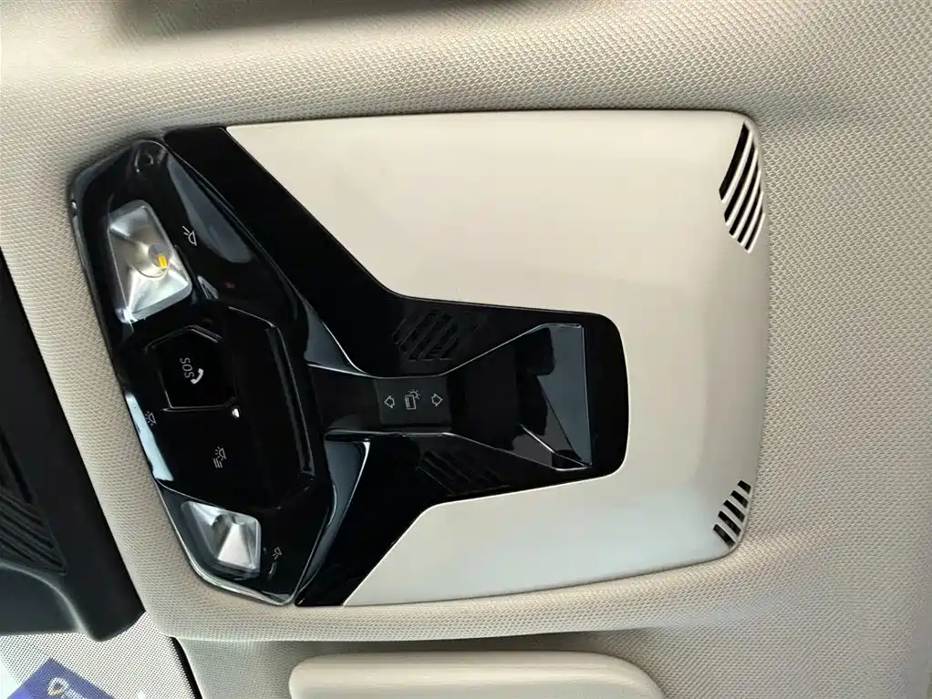 BMW X1 2023 — фото 14