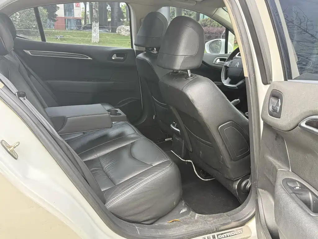 Citroen C4L 2015 — фото 20