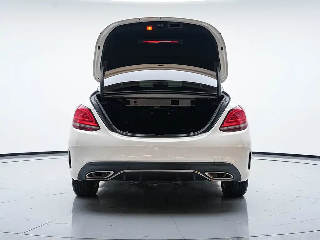 Mercedes-Benz C-Class 2019 — фото 8