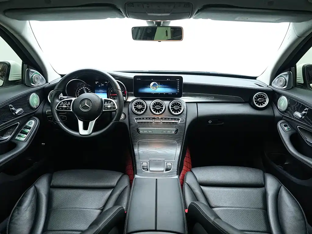 Mercedes-Benz C-Class 2019 — фото 12