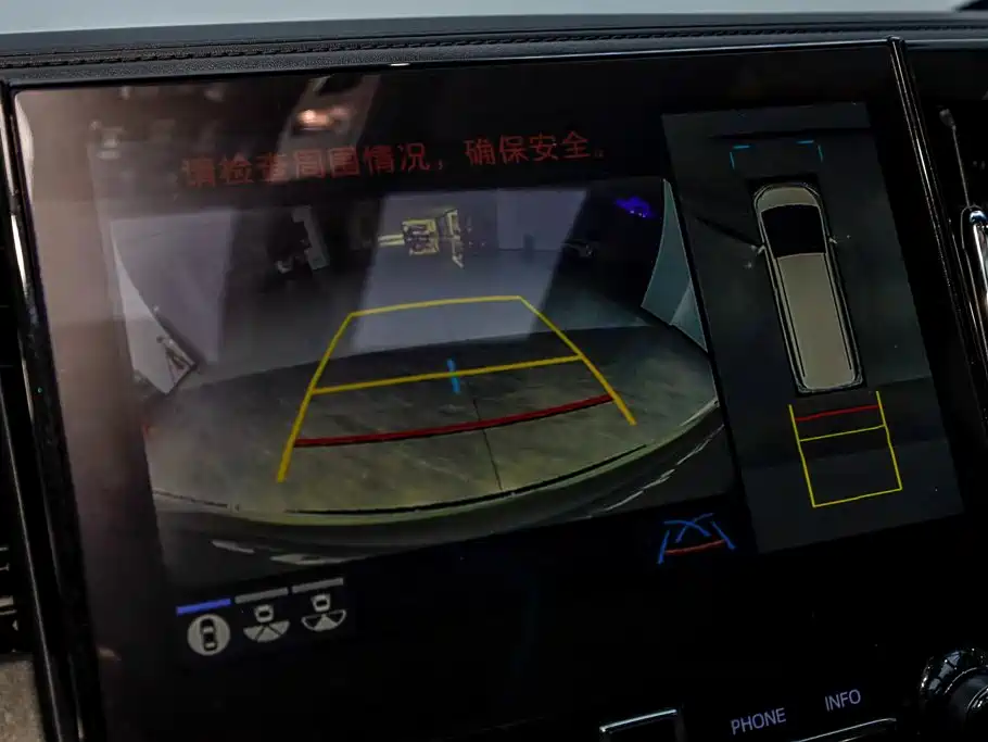 Toyota Vellfire 2021 — фото 21