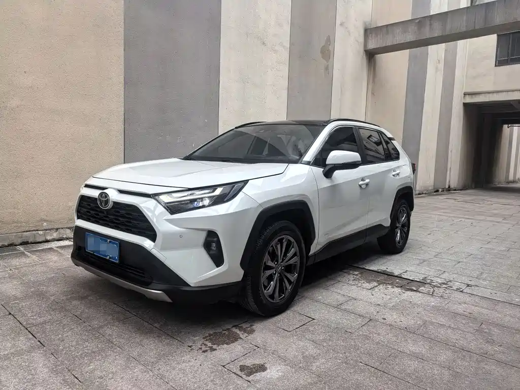 Toyota RAV4 2024