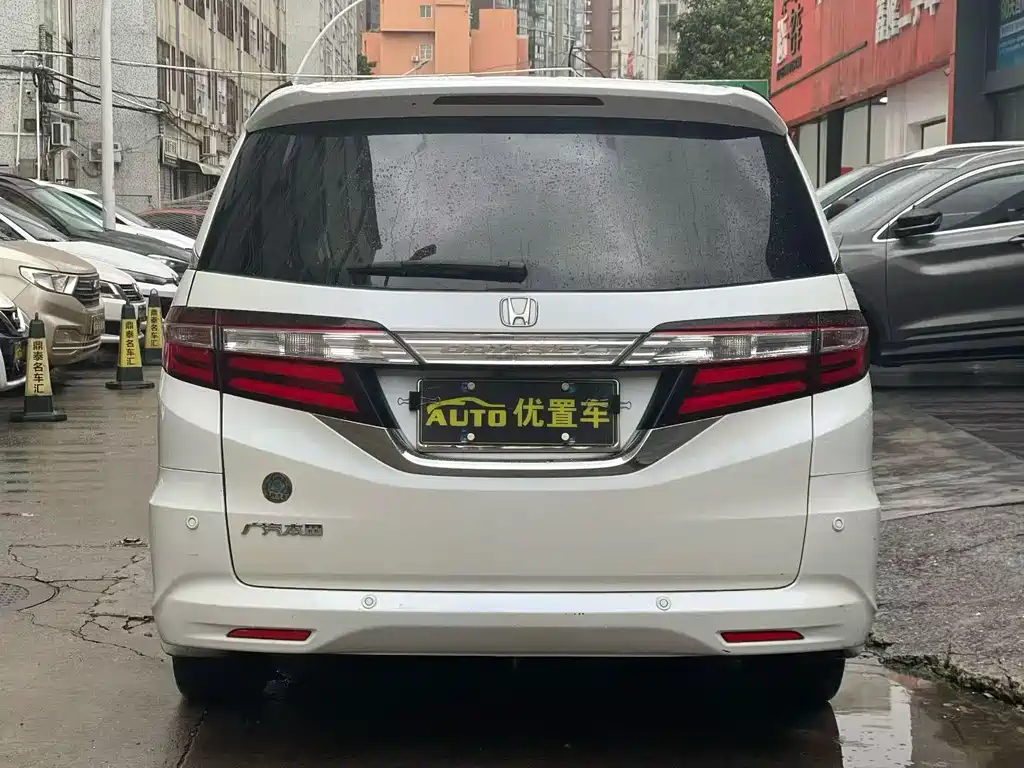 Honda Odyssey 2016