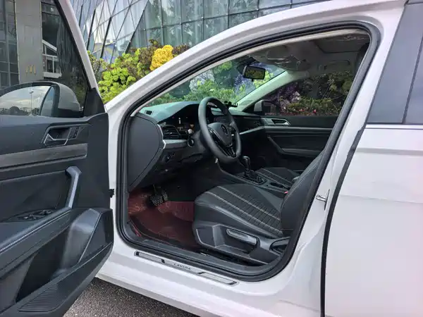 Volkswagen Lavida 2022