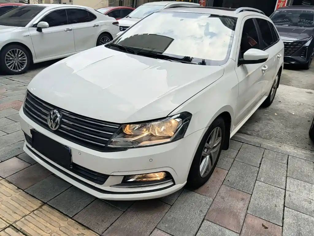 Volkswagen Gran Lavida 2018