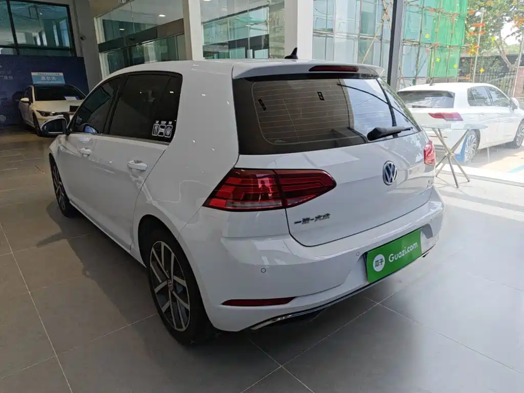 Volkswagen Golf 2020