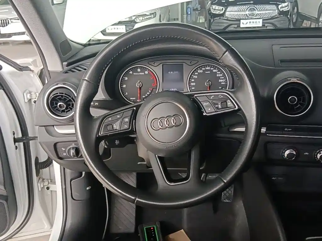 Audi A3 2020 — фото 11