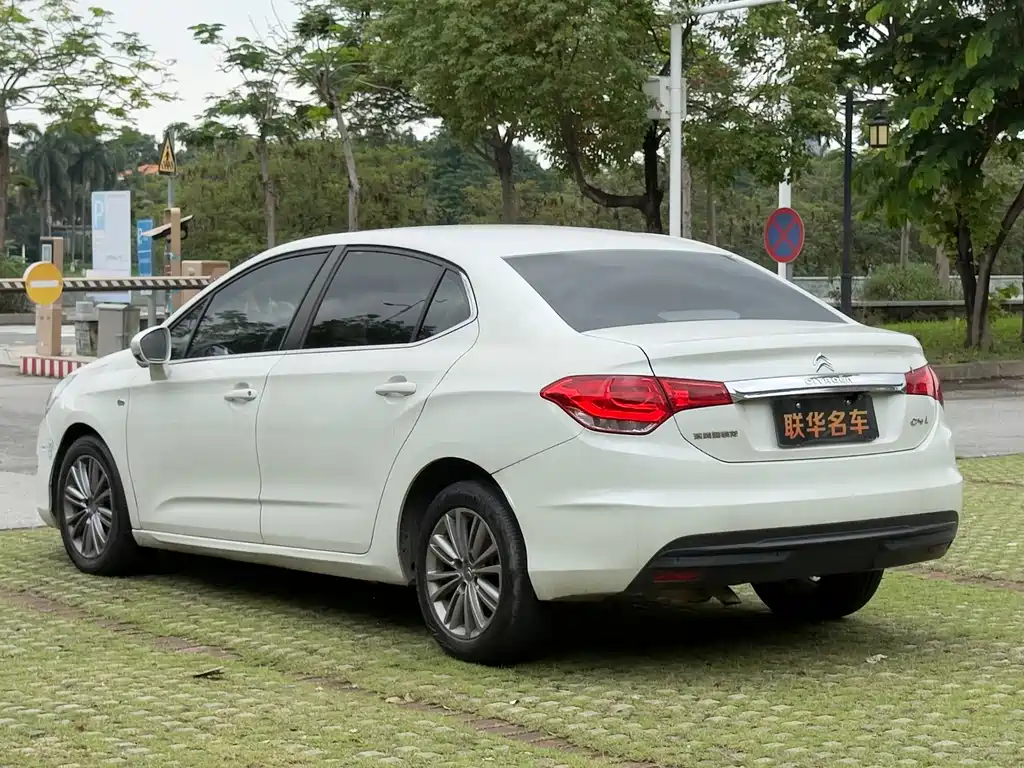 Citroen C4L 2015 — фото 8