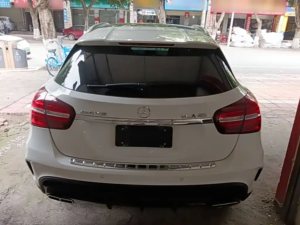 Mercedes-Benz GLA 2017