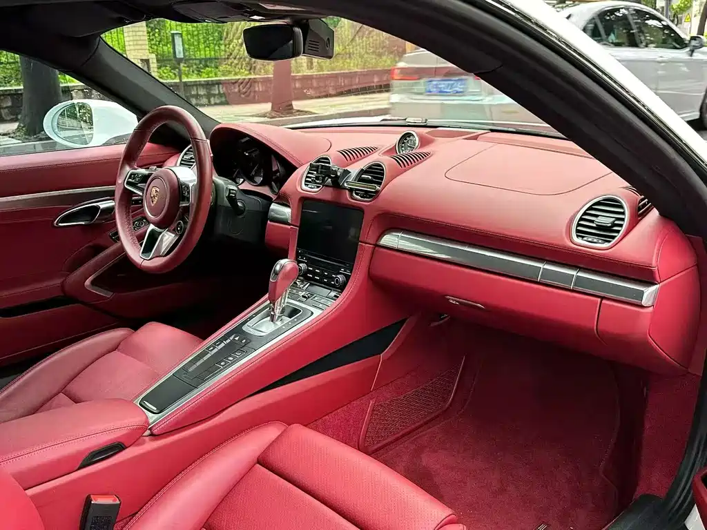 Porsche 718 2022