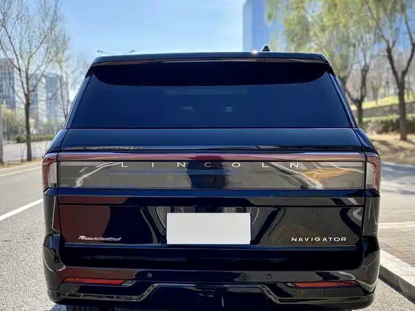 Lincoln Navigator 2025