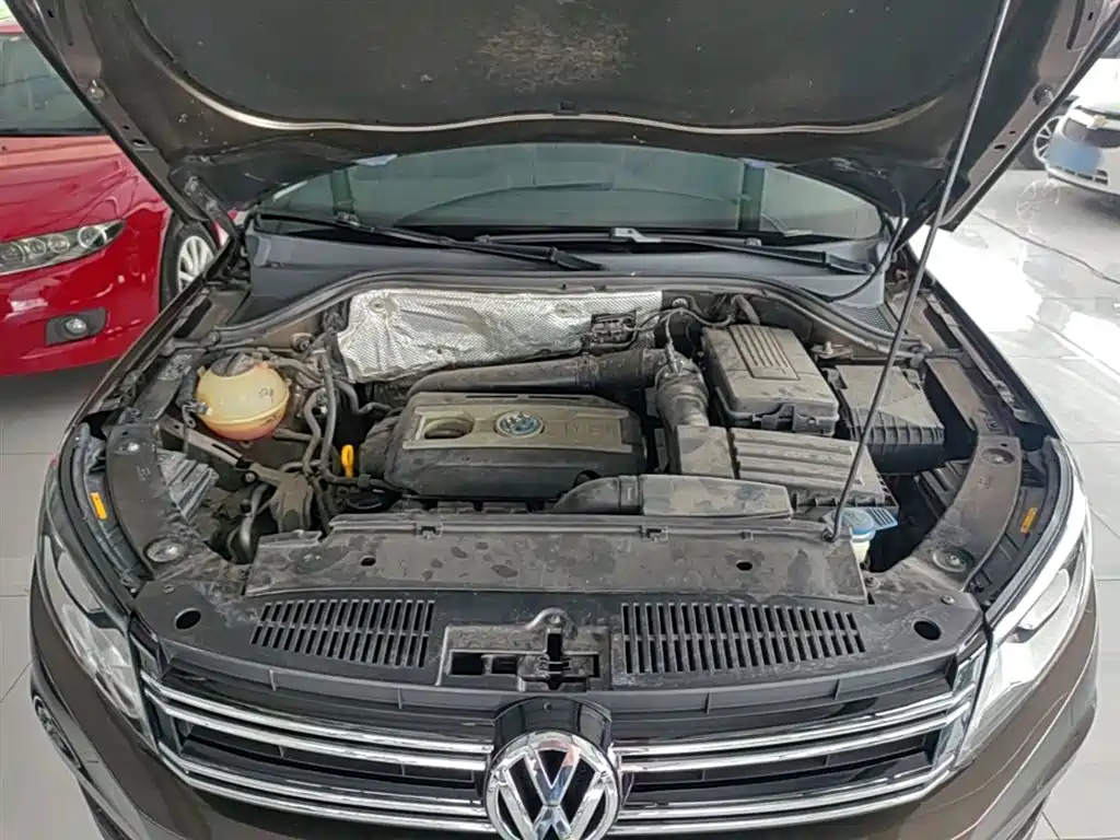 Volkswagen Tiguan 2015 — фото 20