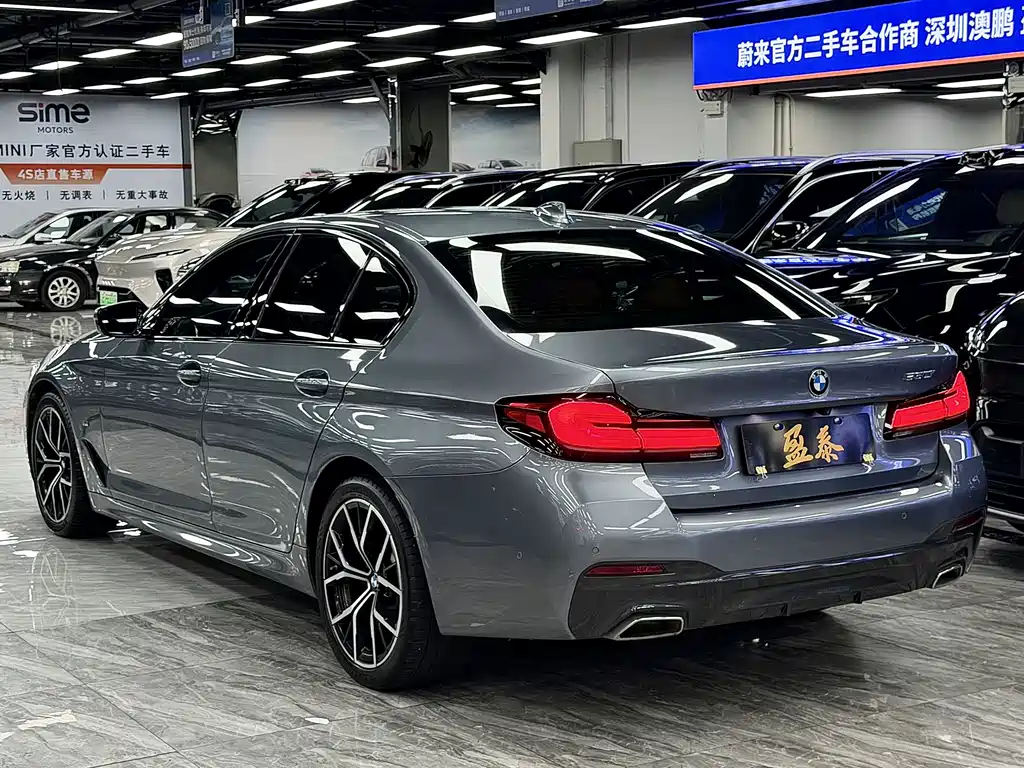 BMW 5 Series 2023 — фото 5