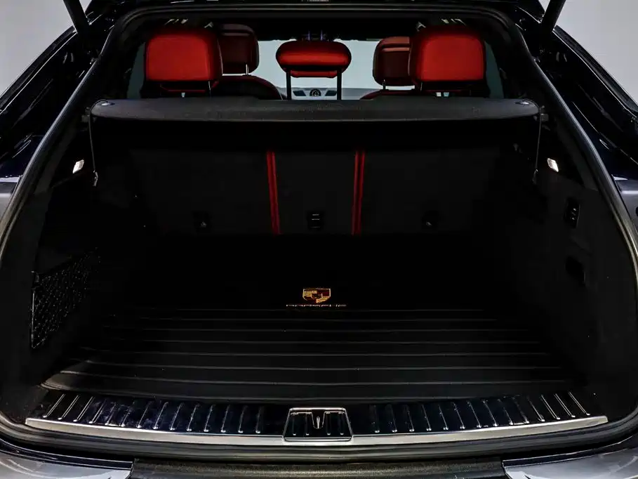 Porsche Cayenne 2020 — фото 6