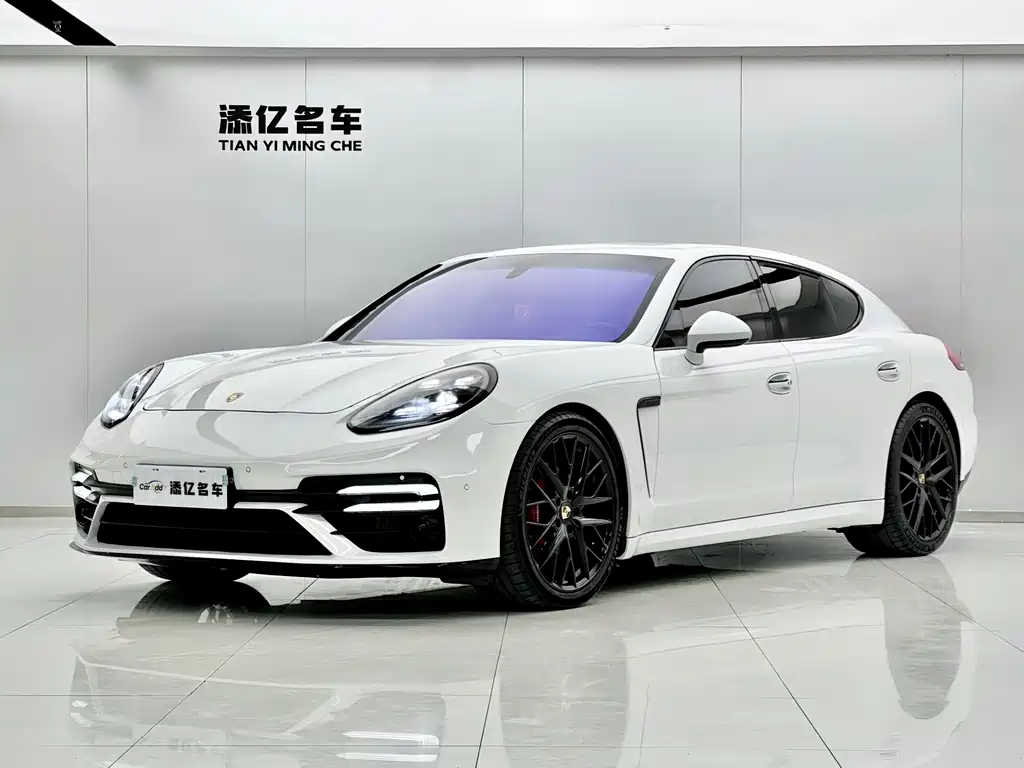 Porsche Panamera 2014 — фото 1