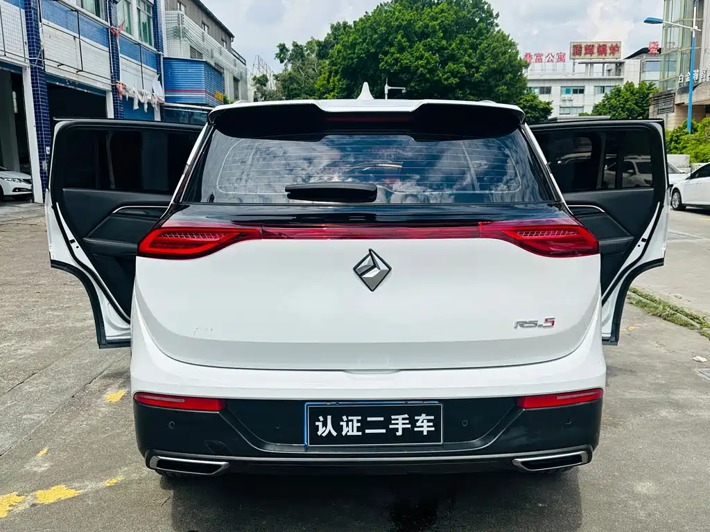 Baojun RS-5 2019 — фото 7
