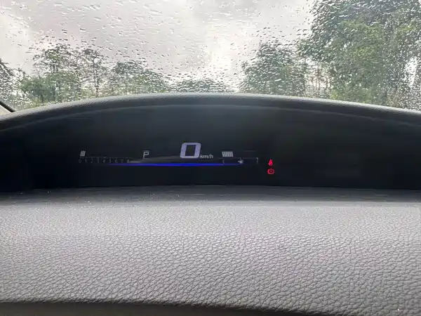 Honda Jade 2015