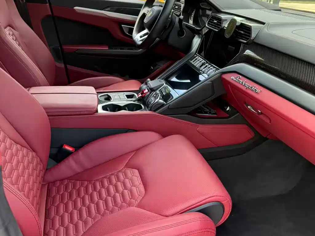Lamborghini Urus 2022 — фото 23