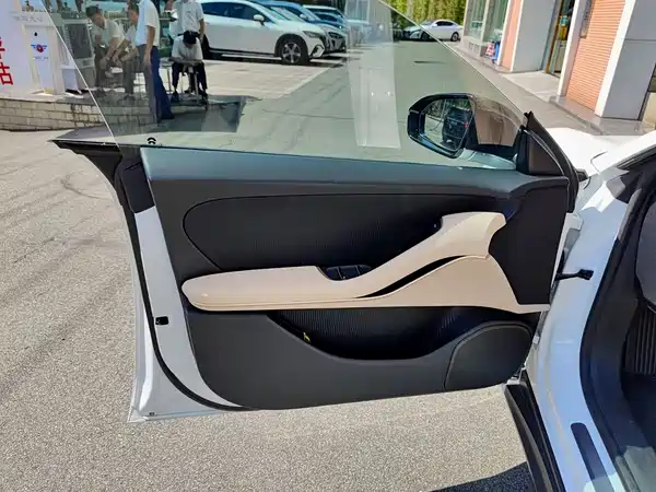 NIO ET5T 2024