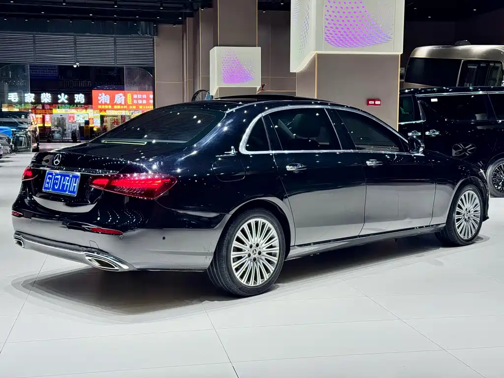 Mercedes-Benz E-Class 2021