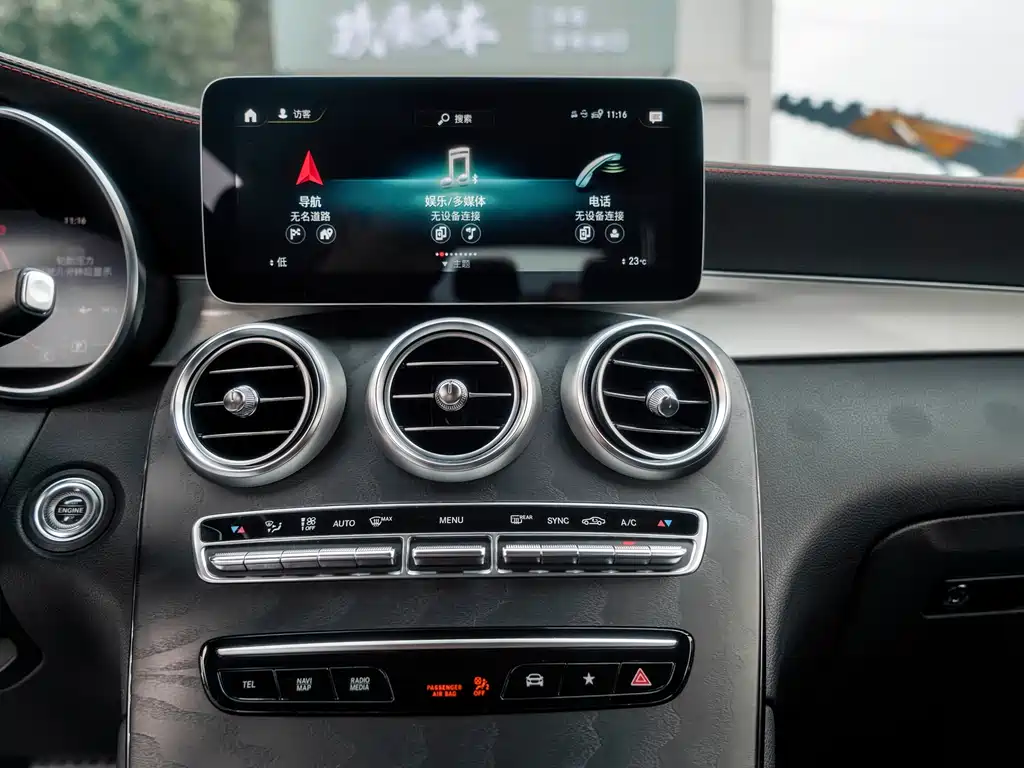 Mercedes-Benz GLC AMG 2022 — фото 13