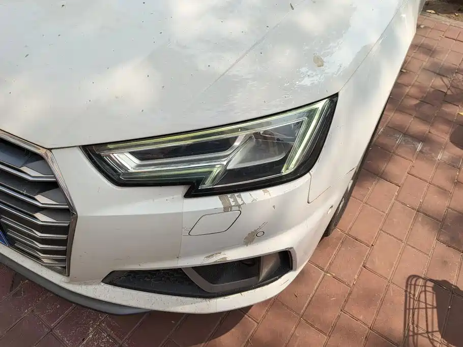 Audi A4L 2020