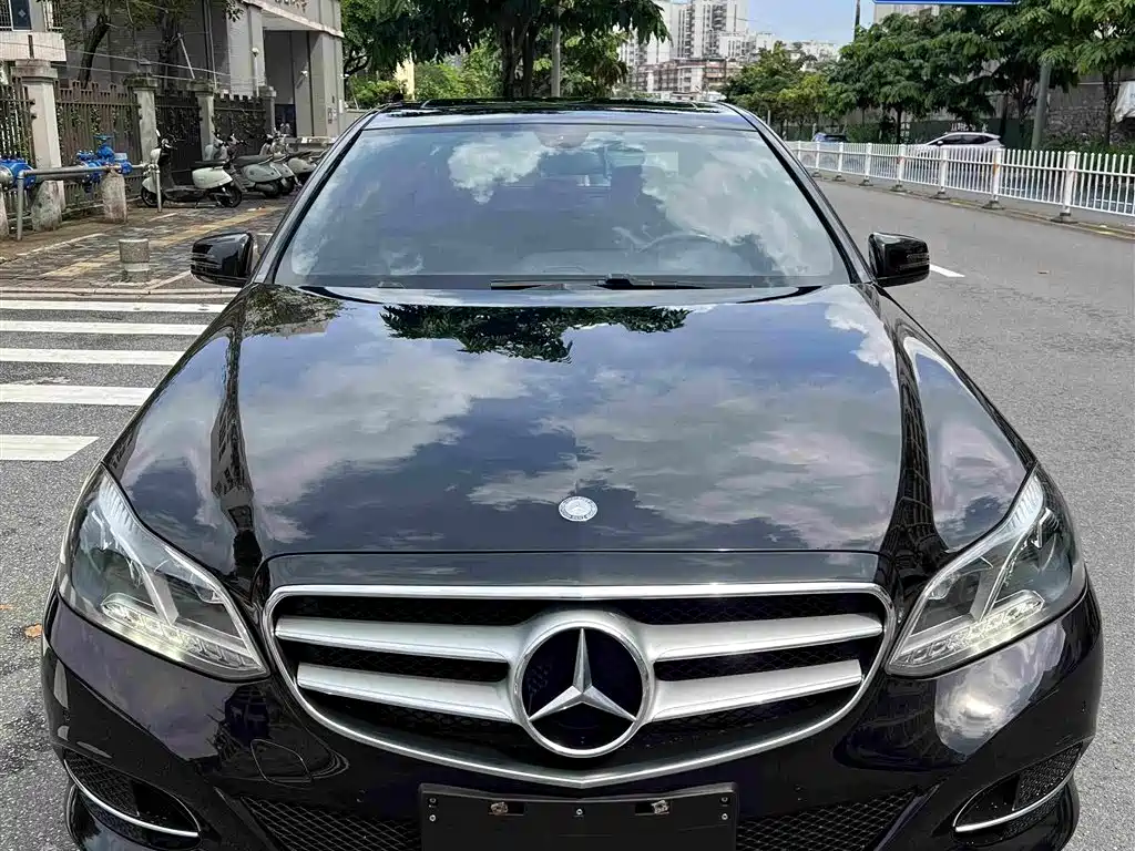 Mercedes-Benz E-Class 2015 — фото 14