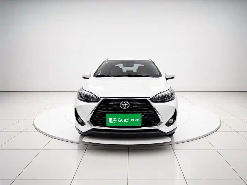 Toyota Yaris L 2023