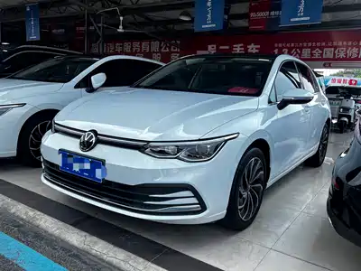 Volkswagen Golf 2023