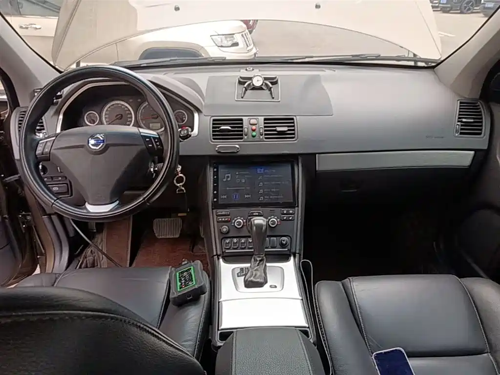 Volvo XC Classic 2016 — фото 10