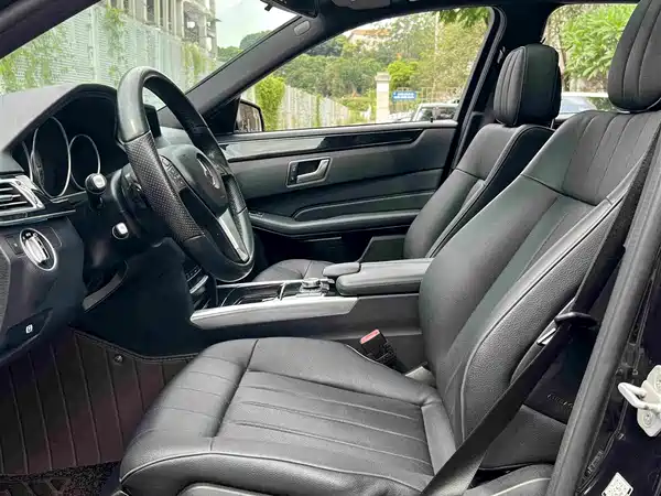 Mercedes-Benz E-Class 2015