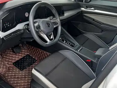 Volkswagen Golf 2023