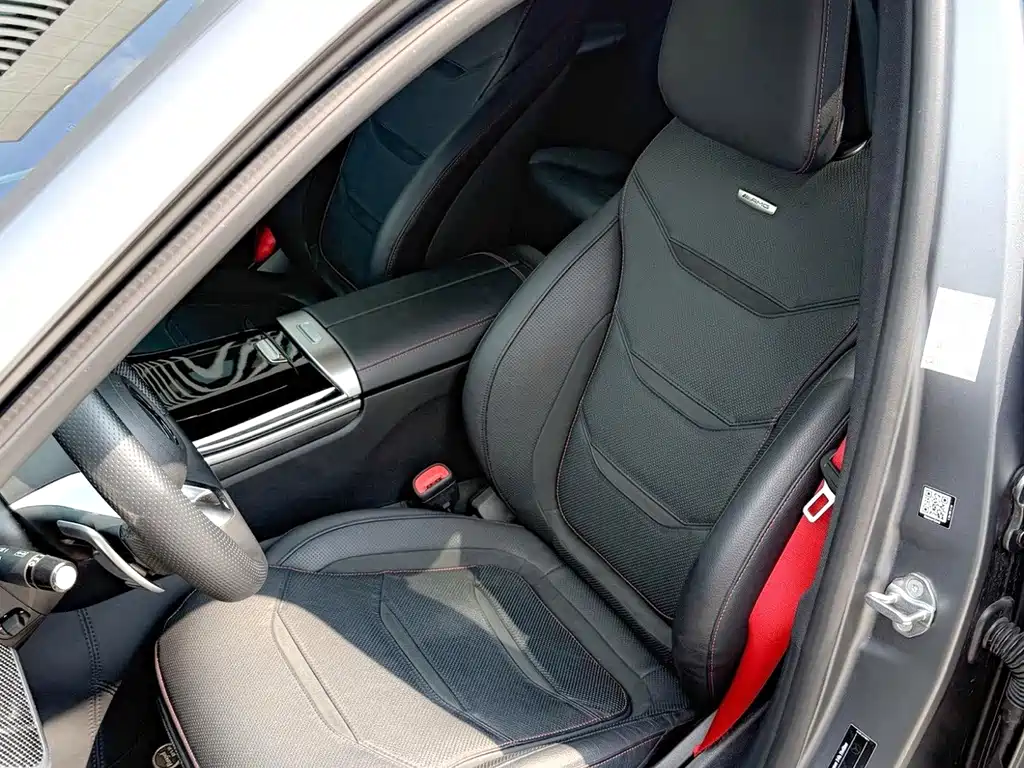 Mercedes-Benz C-Class AMG 2024 — фото 9