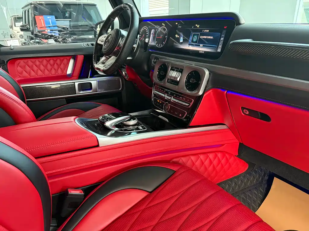 Mercedes-Benz G-Class 2023 — фото 10