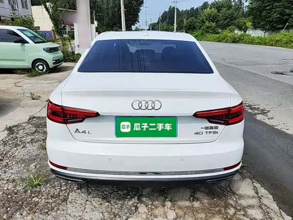 Audi A4L 2019