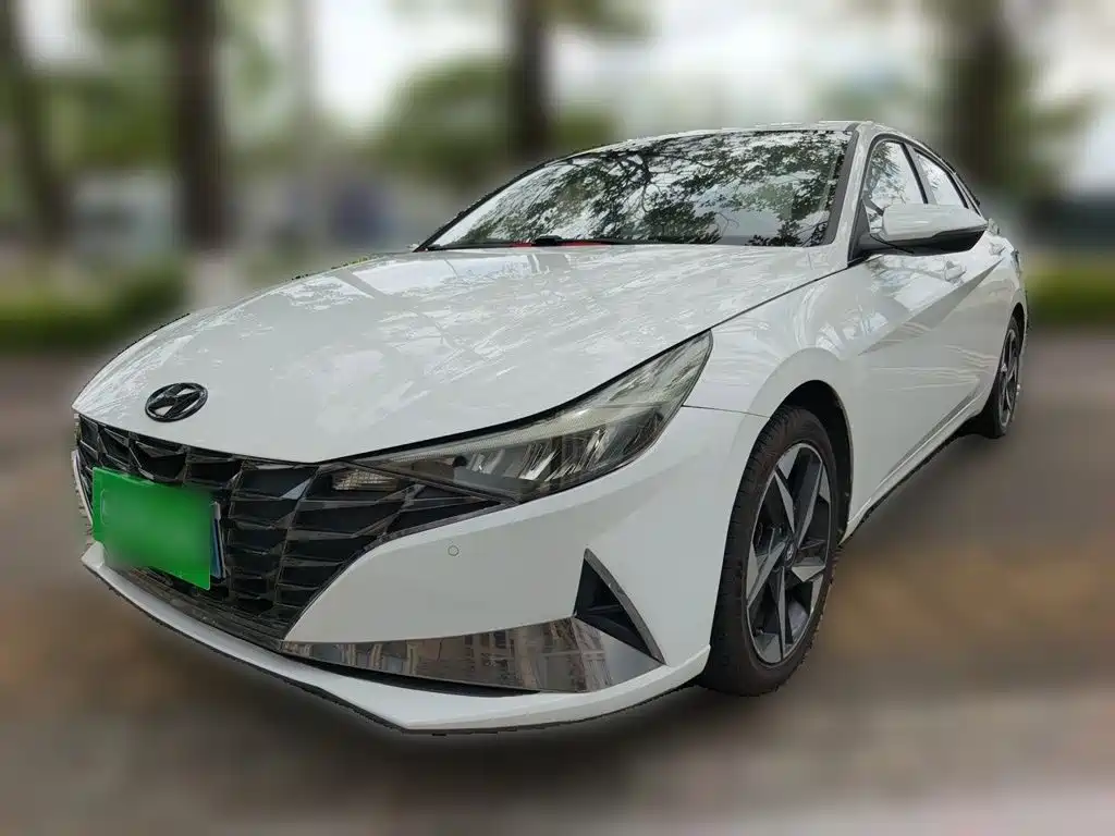 Hyundai Elantra 2021