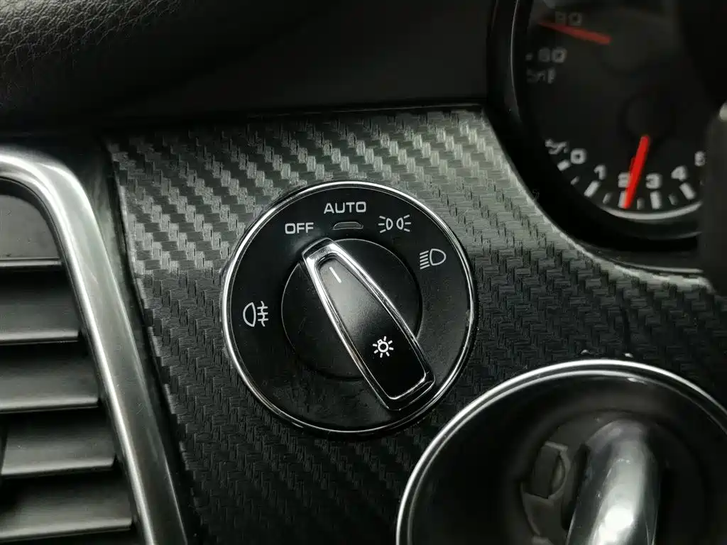 Porsche Panamera 2015 — фото 21