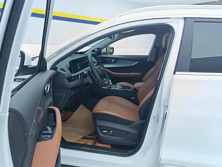 Chery Tiggo 8 PLUS 2023 — фото 9