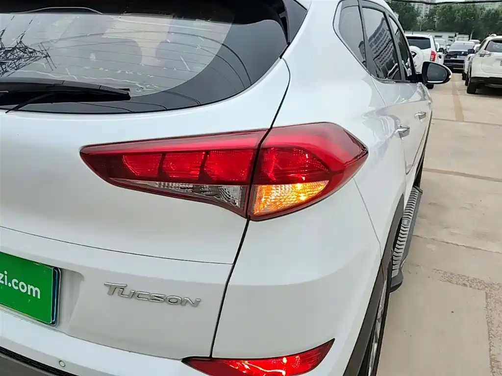 Hyundai Tucson 2018 — фото 8