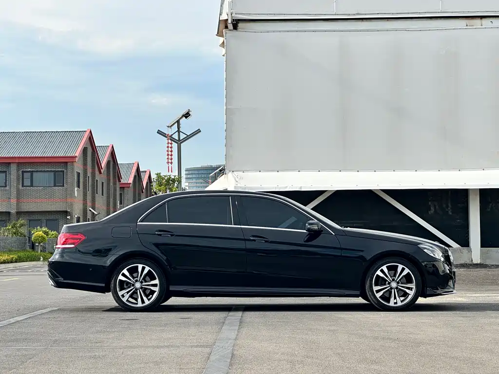 Mercedes-Benz E-Class 2017