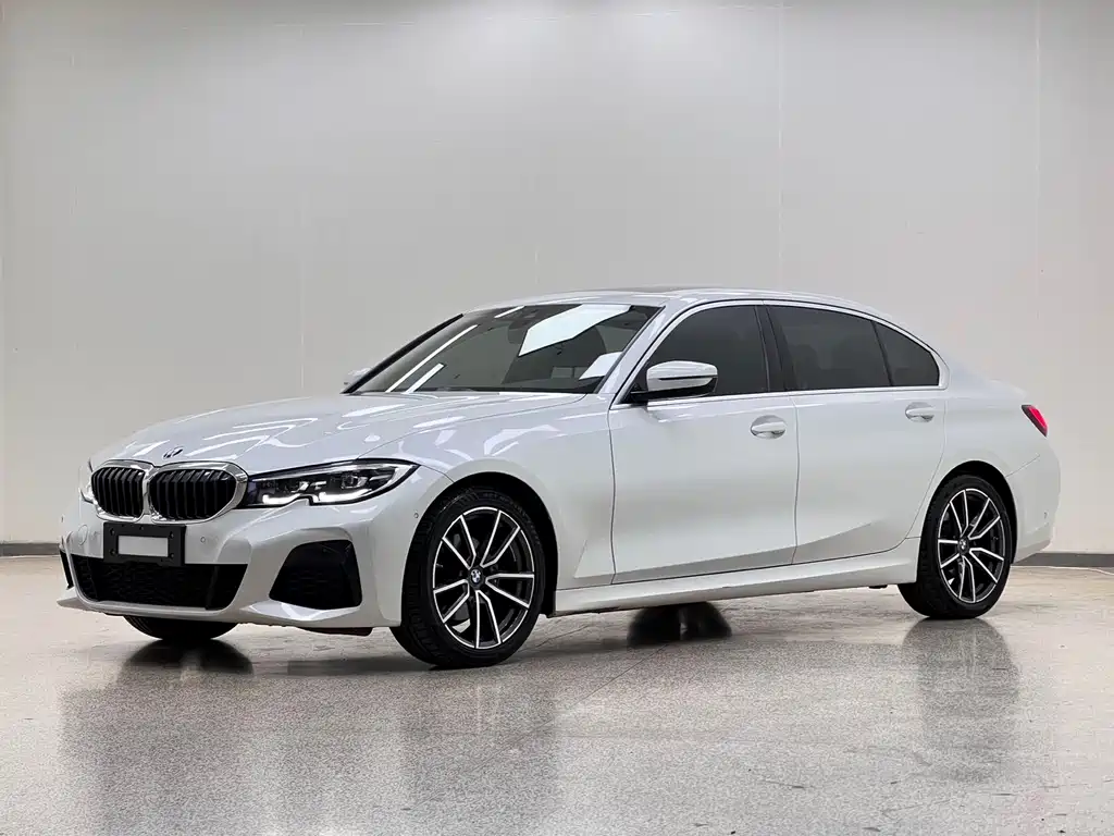 BMW 3 Series 2022