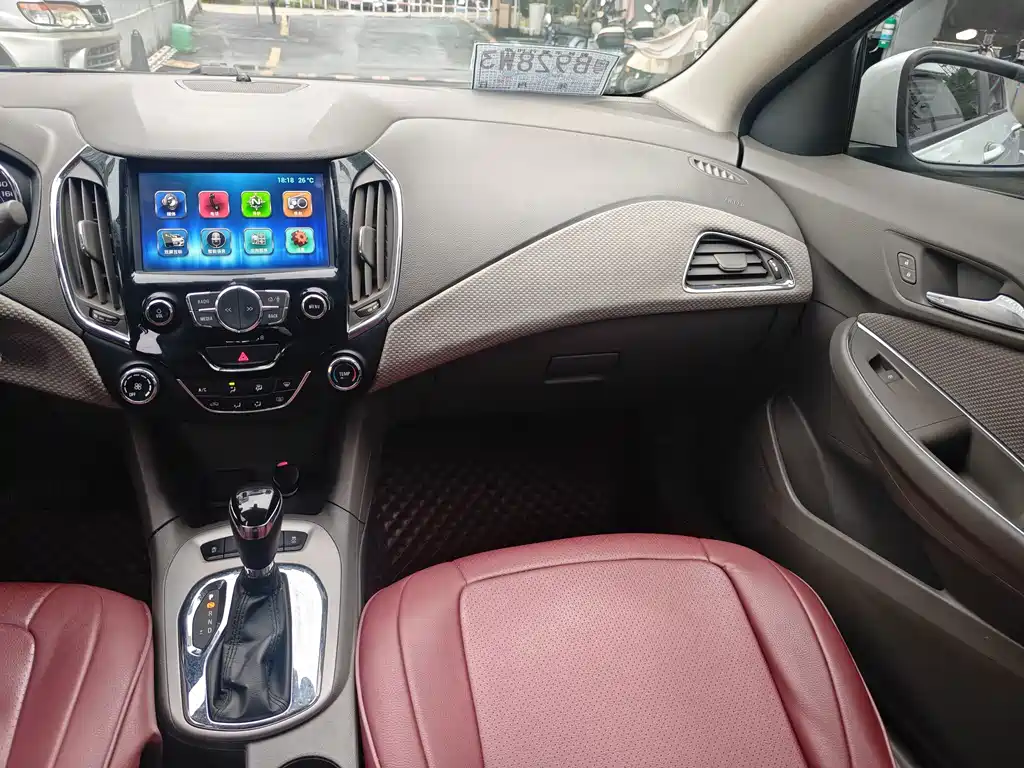 Chevrolet Cruze 2015 — фото 11