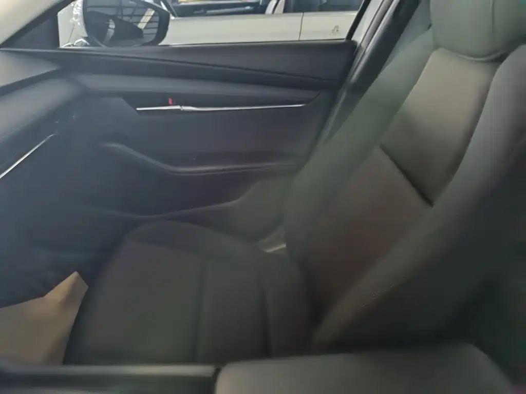 Mazda 3 Axela 2019