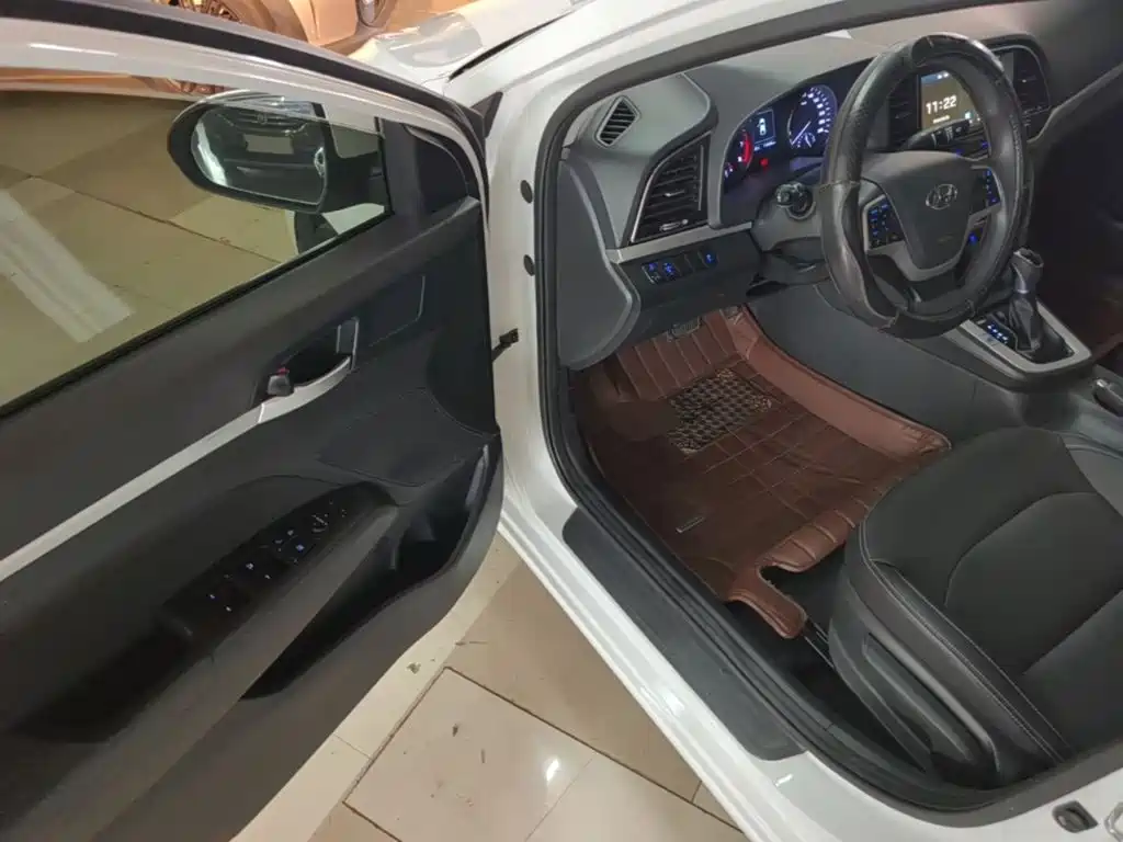 Hyundai Celesta 2018 — фото 16