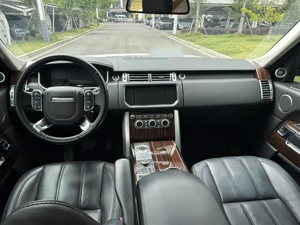 Land Rover Range Rover 2017 — фото 12