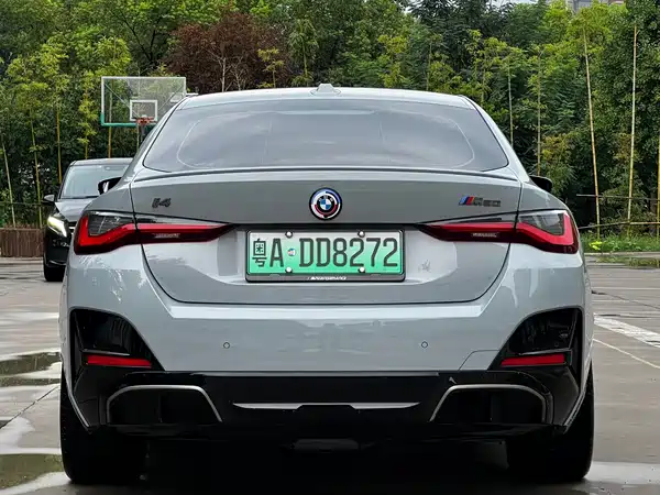 BMW i4 2023