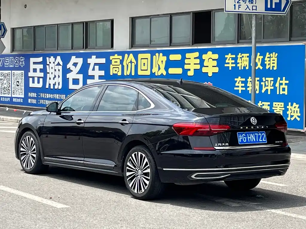 Volkswagen Passat 2019 — фото 11