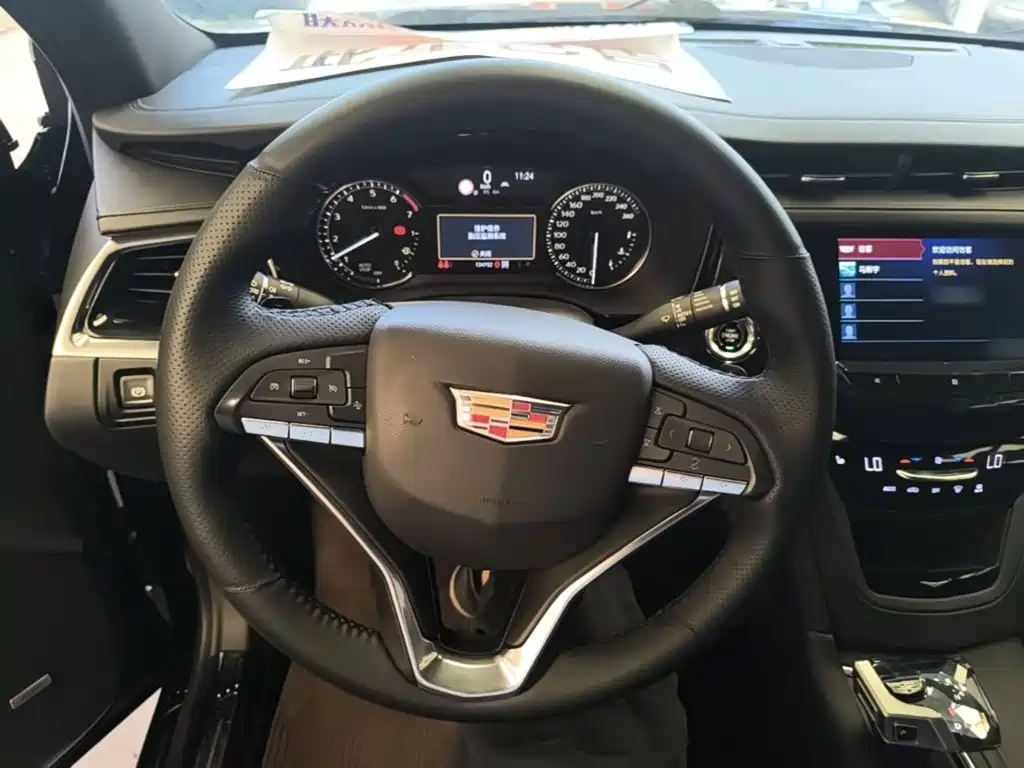 Cadillac XT6 2019 — фото 11